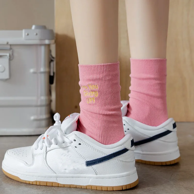 10 Pair Street Style Middle Tube Socks Women Digital Embroidery Kawaii Winter Long Cotton Socks Comfortable Fashion Calze Donna