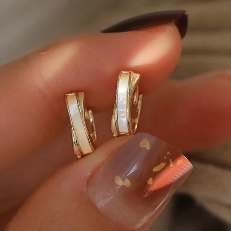 

Trendy Gold Cross Fritillaria Shell Round Hoop Earrings for Women High Quality Korean Valentine's Day Wedding Party Jewelry Gift