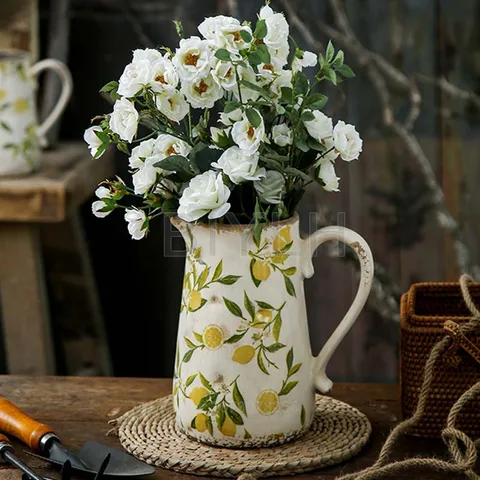 Керамическая ваза Flowervase