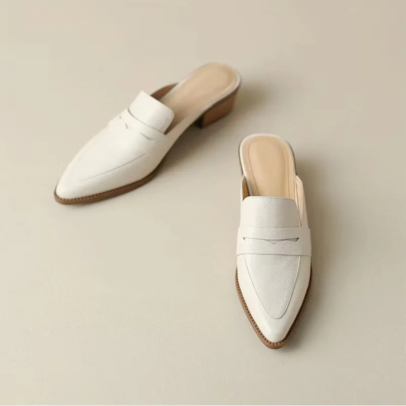 Женские шлепанцы и сандалии без задника заостренный носок натуральная кожа