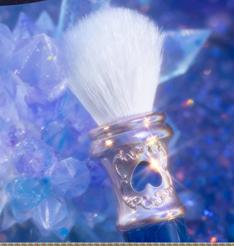 

Flower Knows Fluffy Stippling Brush Moonlight Mermaid Blush Spot Brush Soft Highlighter Bronzer ContourMakeup Brush Face Brush