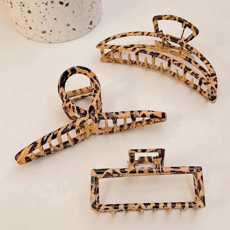 

Large Hair Claw Clip Leopard Women Crab Barrette Hair Claws Bath Clip Metal Ponytail Clip Hair Accessories Gift Girls Headwear