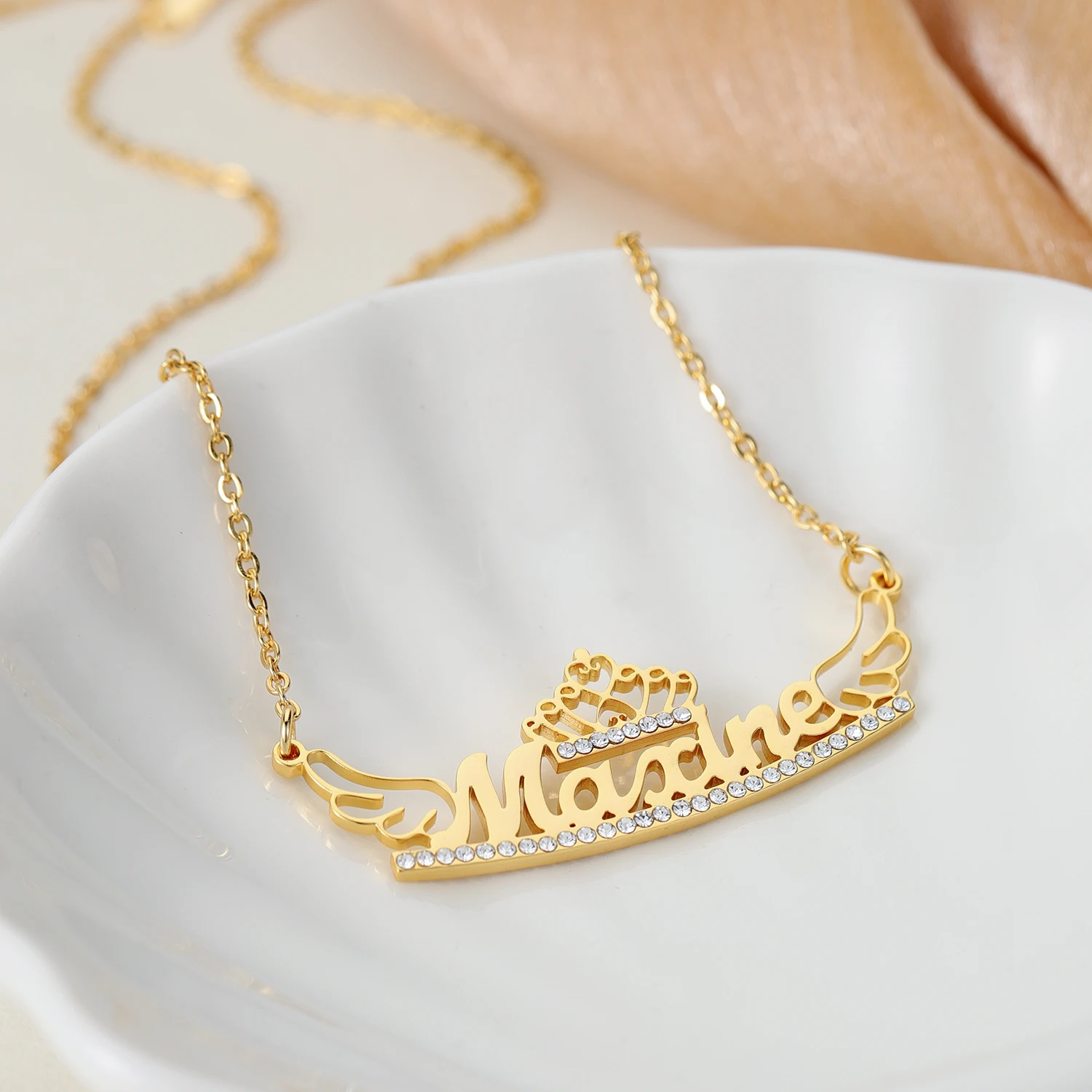 

Ожерелье с именем из кристаллов на заказ, персонализированная подвеска в виде короны и крыльев, ювелирное изделие из нержавеющей стали с покрытием из 18-каратного золота для женщин, подарок на день матери