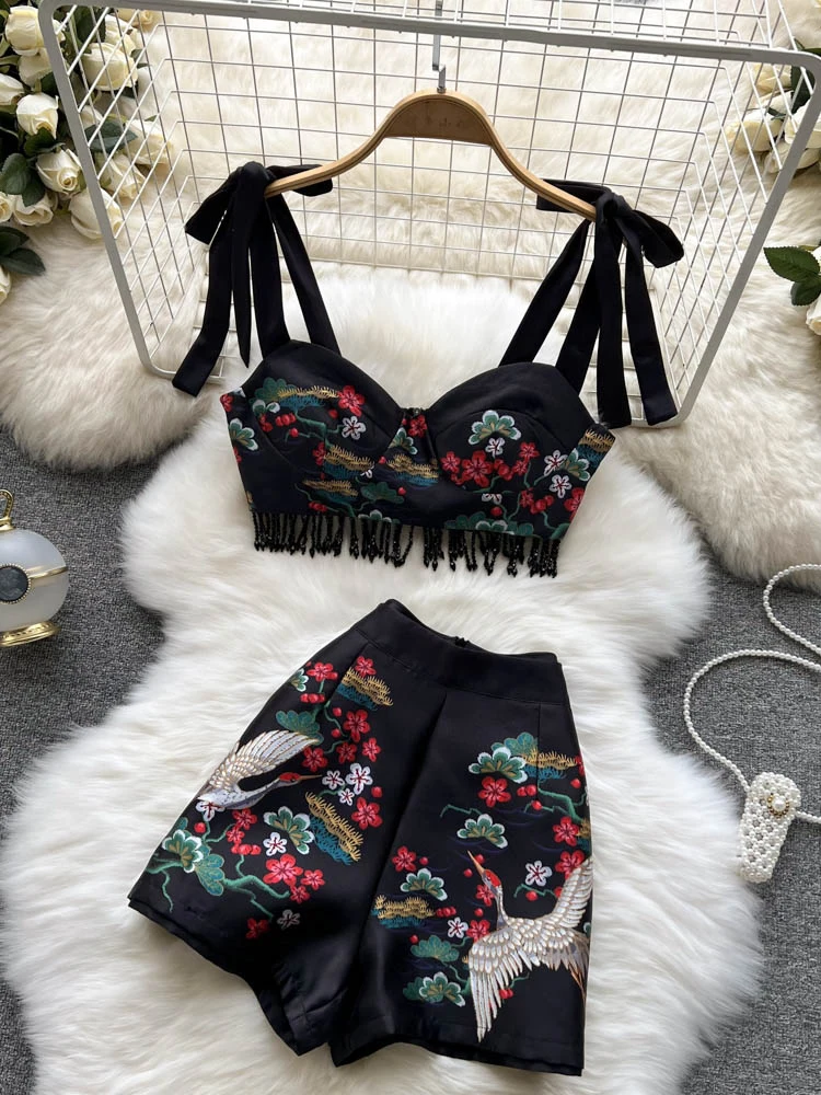 

New Arrival 2022 Summer European Retro Women'S Suits Printed Bandage Short Tube Top + High Waist Shorts Two-Piece Set