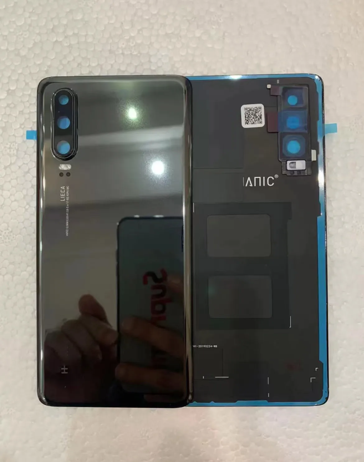 Оригинальная задняя крышка для аккумулятора Huawei P30