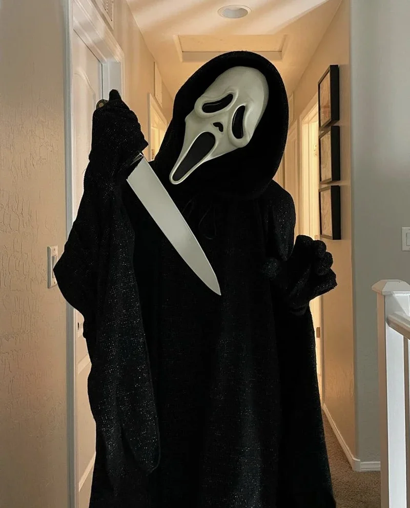 

JustSaiyan Horror Scream 6 Mask Costume Ghost Face Role Play Adult Bloody Black Cloak Halloween Party Dress