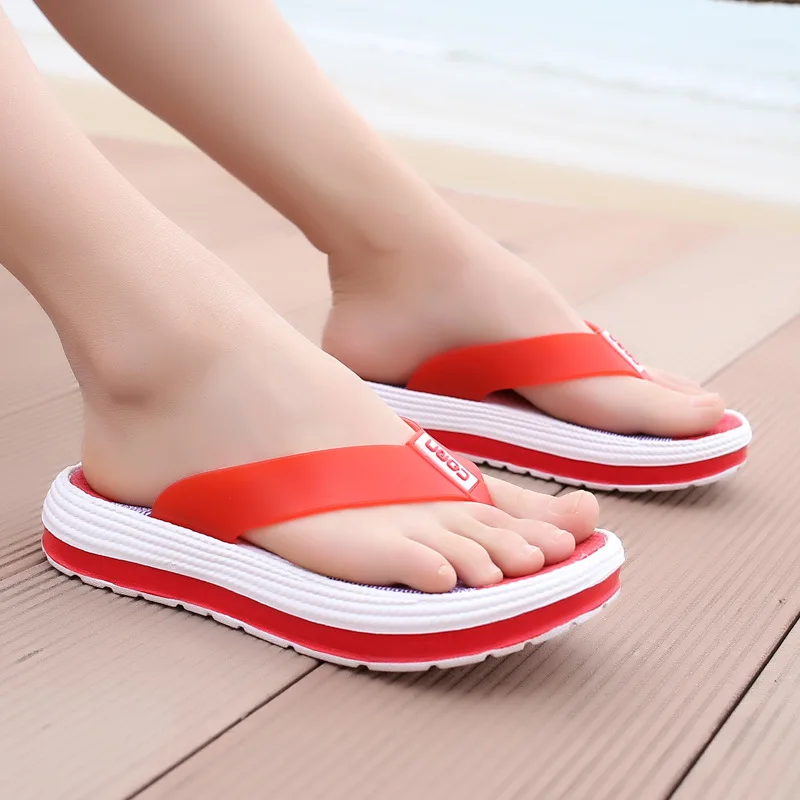 Шлепанцы женские летние в полоску дышащие удобные сандалии Нескользящие модные