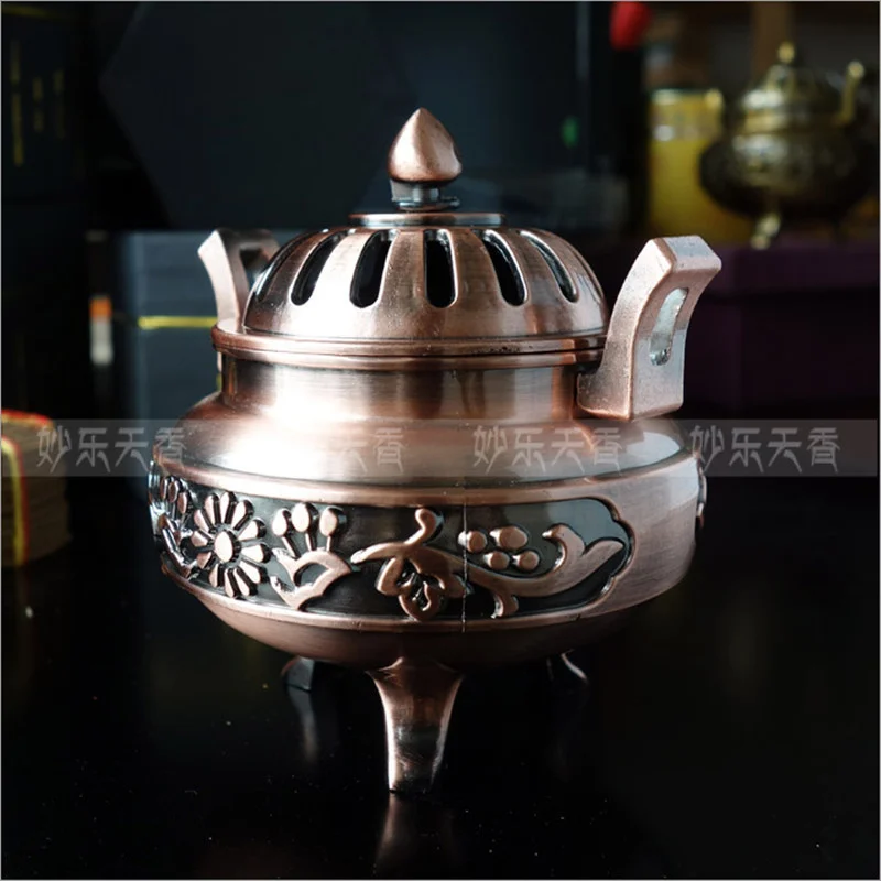 

burner. Incense Antique metal censer. Strong and durable,Imitation red copper incensory.Will not fade