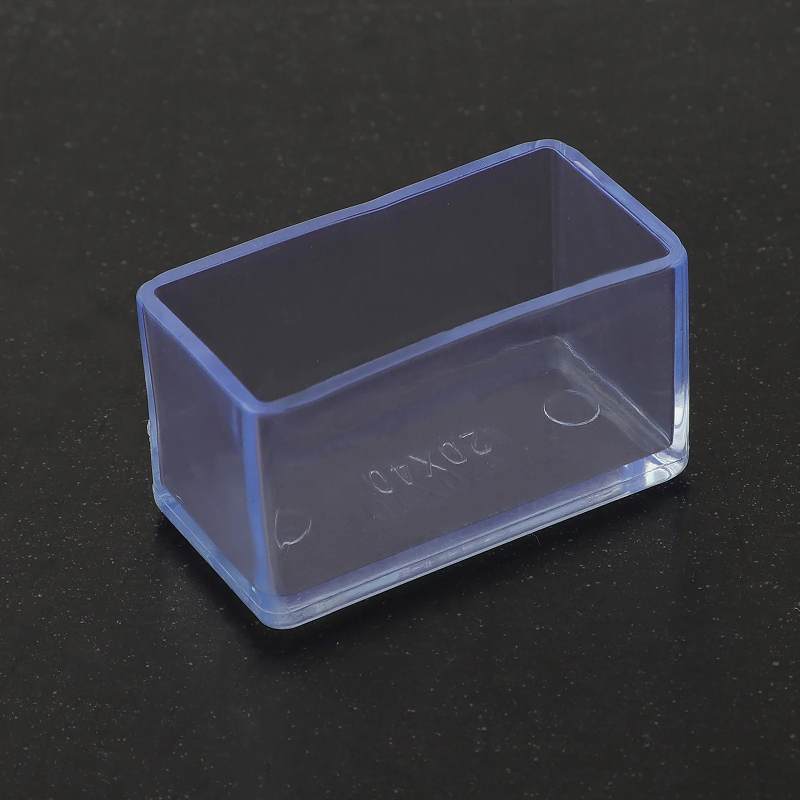 Настоящий цвет предмета может быть слегка различным из картин показано на