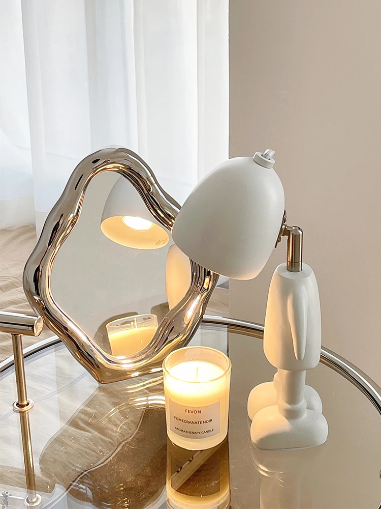 

Keijo Robot aromatherapy wax melting lamp creative decoration bedroom bedside ins desk lamp Flameless Candle melting lamp