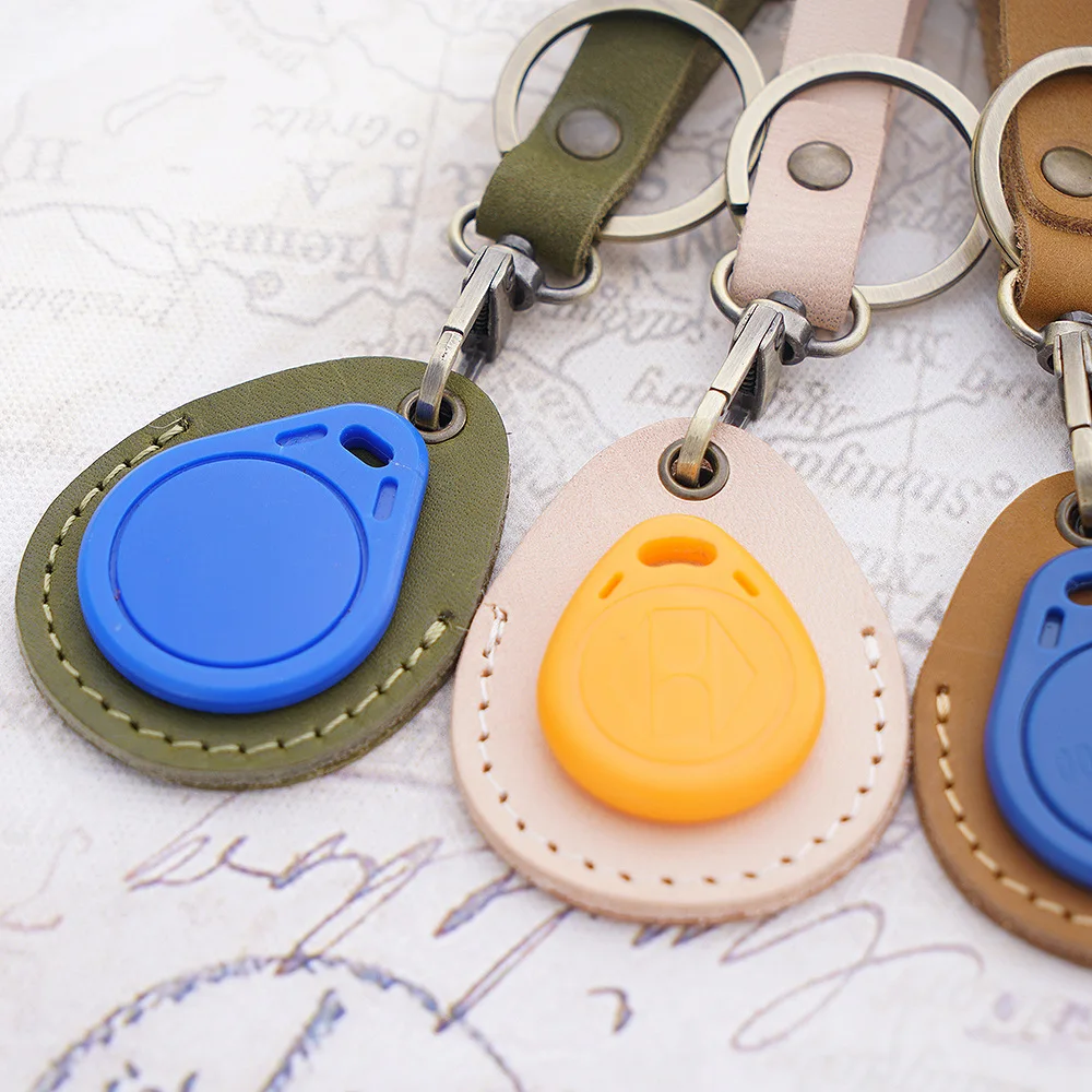 Держатель для ключей из натуральной кожи маленький портативный держатель