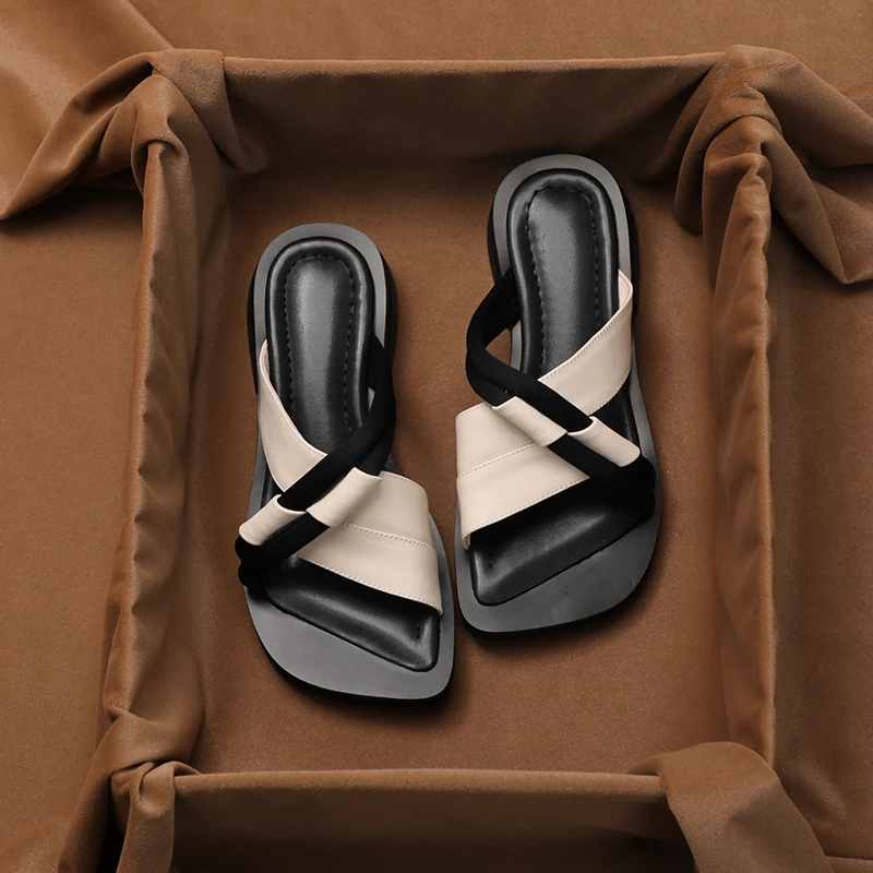 

Women's Shoes 2023 Hot Sale Peep Toe Women's Slippers Outdoor Beach Slippers Women Square Toe Low Heel Fashion Shoes Female