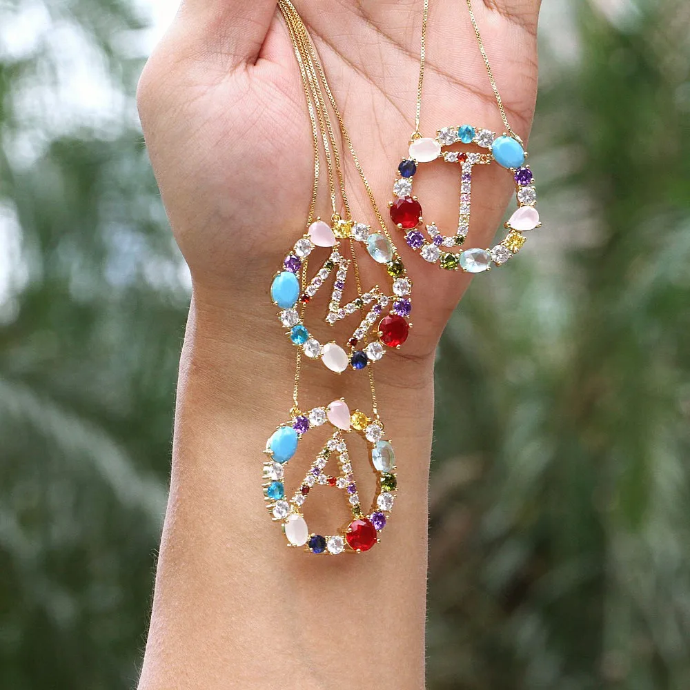 Модное Радужное хрустальное ожерелье с 26 буквами алфавита кубическим цирконием