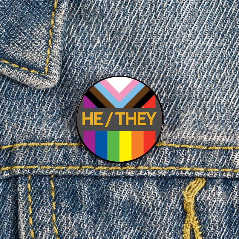 

Pronoun Badge He They Pin Custom cute Brooches Shirt Lapel teacher tote Bag backpacks Badge Cartoon gift brooches pins for women