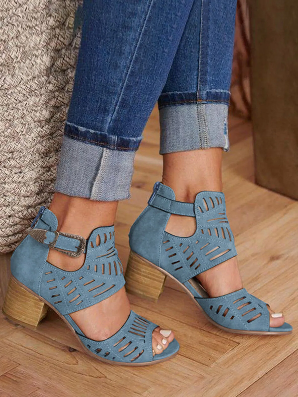 New Strap Zipper Hollow Out Blue Square Heel Sandals Peep Toe Sandals Women Sexy Heel Cross-Tied Pumps Summer Shoes Ankle Strap