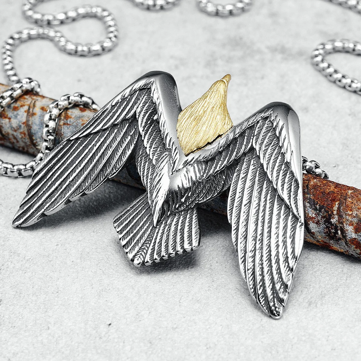 

Flying Eagle Men Necklace 316L Stainless Steel Pendants Wild Hawk Wings Chain Rock Party for Friend Male Jewelry Special Gift