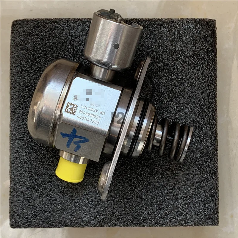 

High Pressure Fuel Pump For 2012 - 2014 Hyundai Sonata I40 Santa fe Sportage Sorento Carens 353202G720 353202G730 353202G740