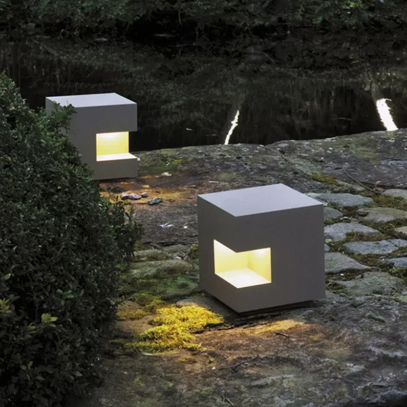 

Уличная лампа на солнечной батарее, садовый светильник для двора, светодиодный ская LED лампа для травы, простая водонепроницаемая лампа для парка, освещение для сада, виллы