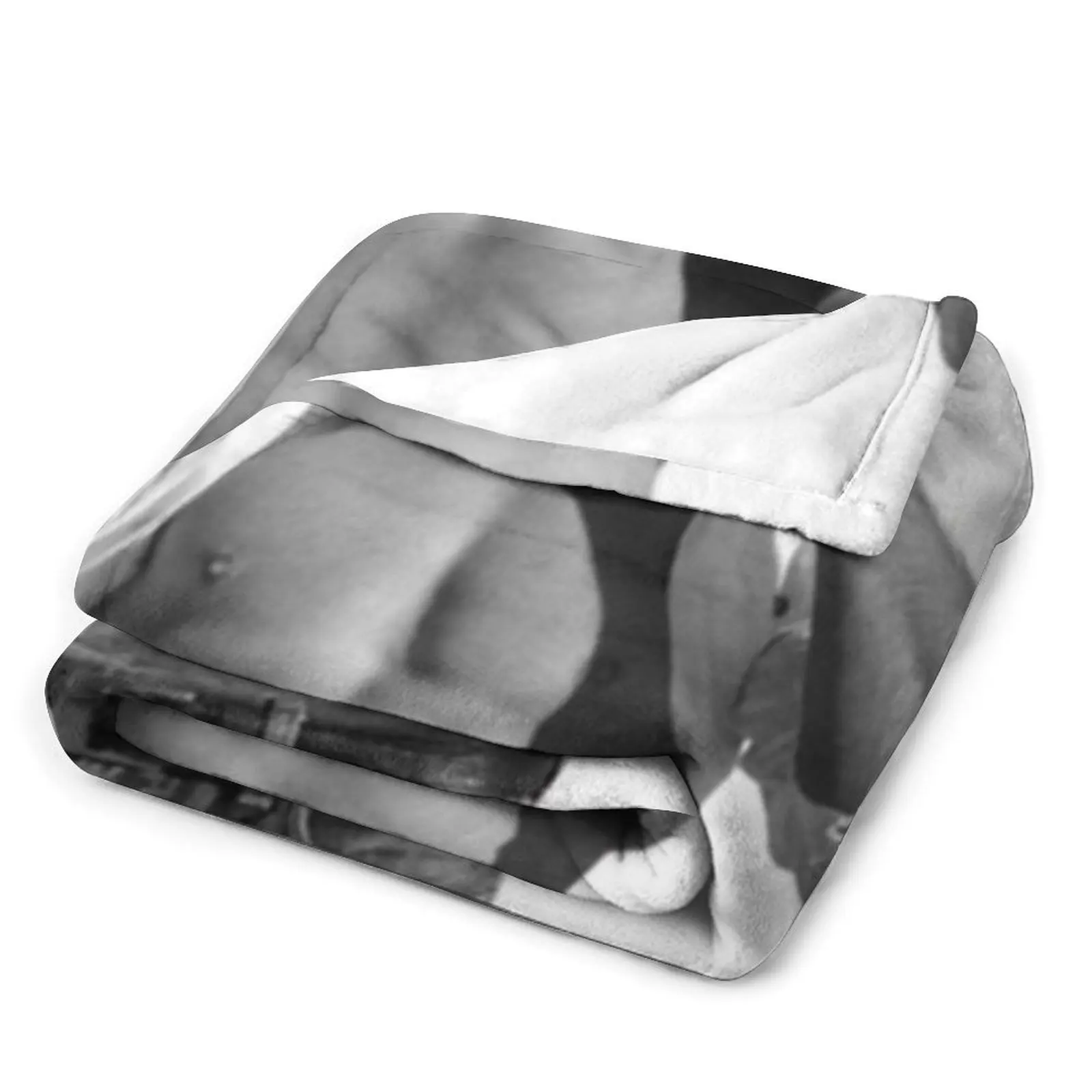 Taylor Kinney — Chicago Fire Throw Blanket одеяла и пледы из фланелевой ткани