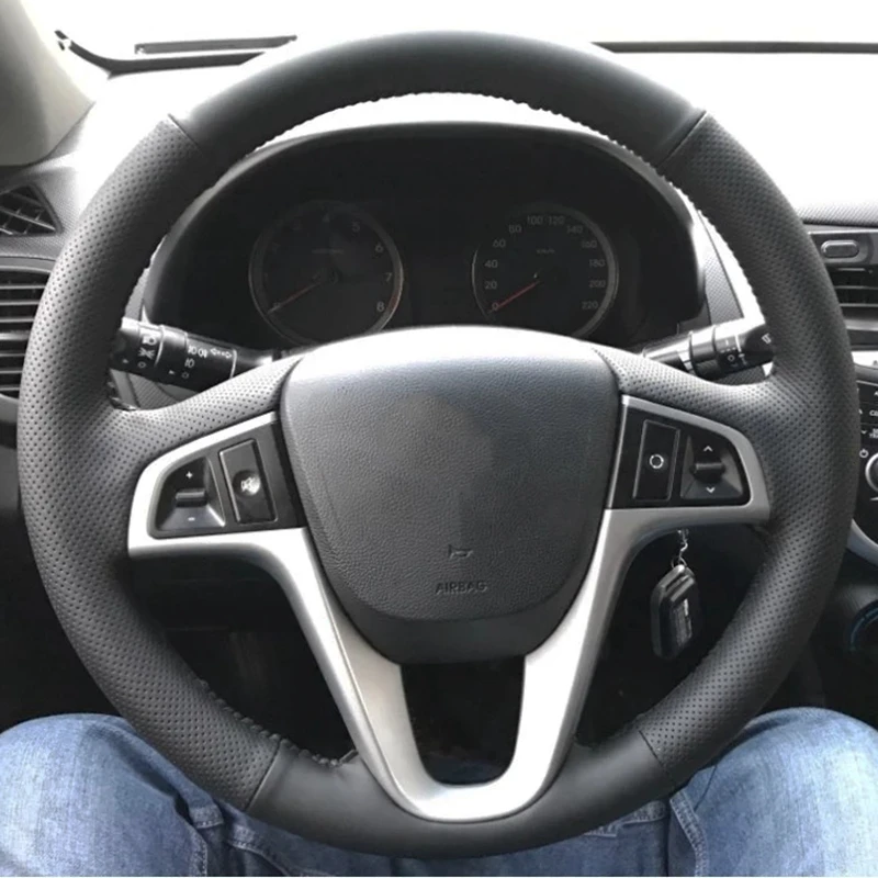 Прошитая вручную черная оплетка из натуральной кожи на заказ модель Hyundai Solaris Verna