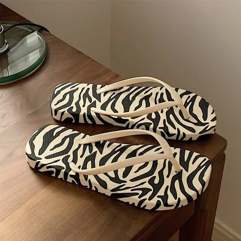 

Ins Fashion Women Flip Flop Kawaii Zebra Pattern Print Platform Flip Flops Casual Seaside Beach Shoes For Women