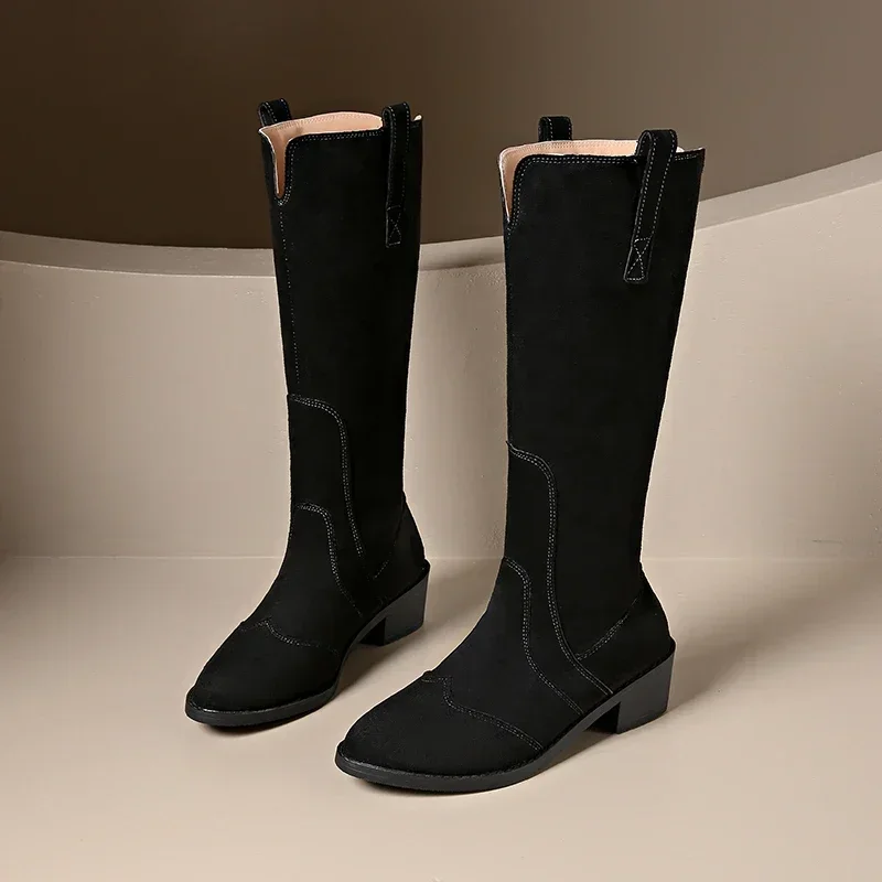 Новые зимние замшевые повседневные женские ботинки с острым носком и квадратным