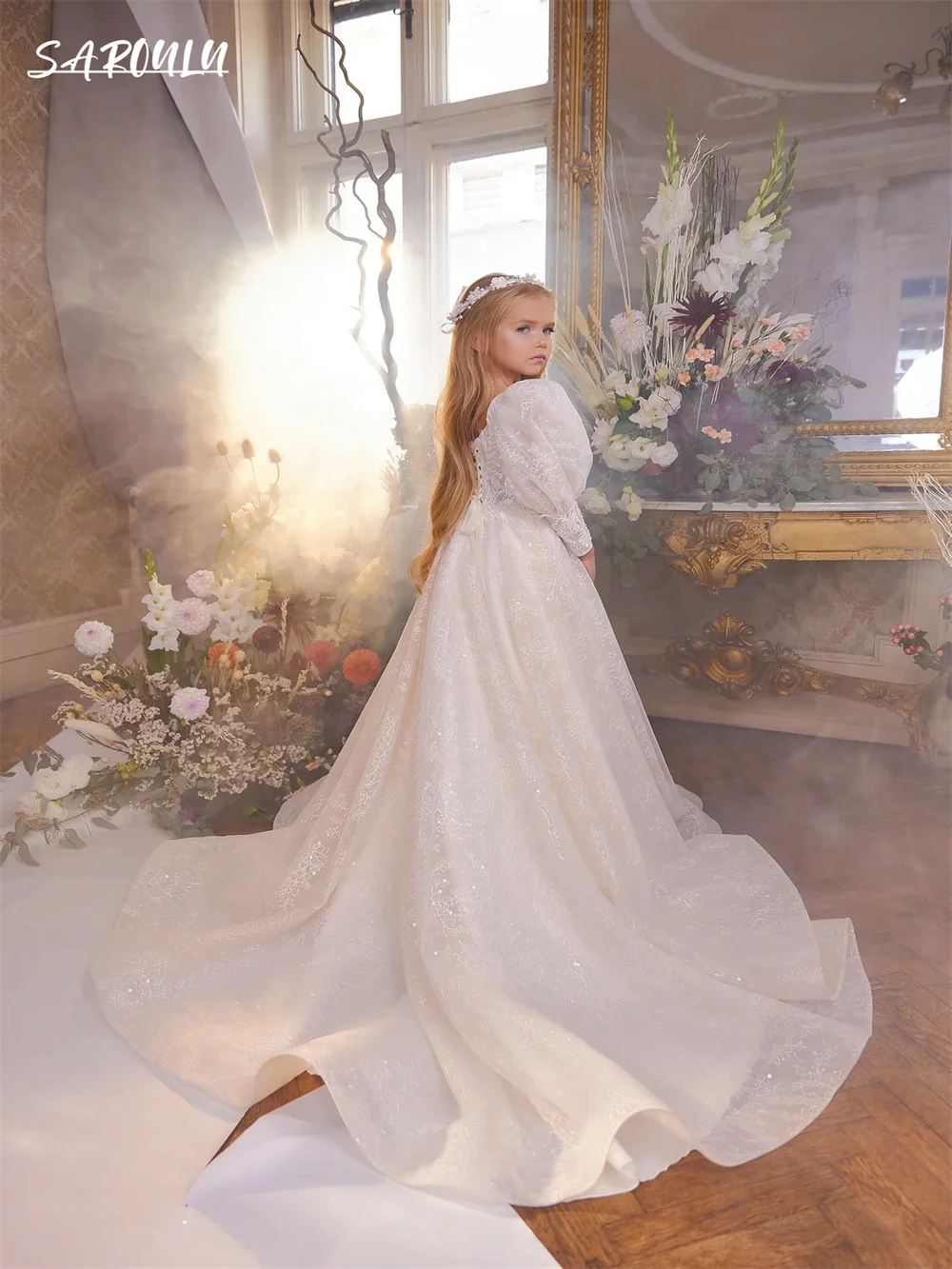 Рисунок 2 - Женское платье с цветочным принтом