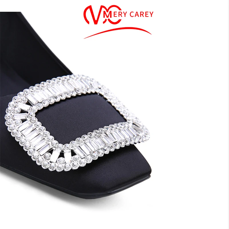 Женские туфли на квадратном каблуке черные элегантные туфли-тренды 2024