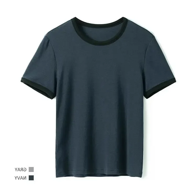 Темно-синяя футболка с прямыми штанинами и цветными блоками мягкая на ощупь