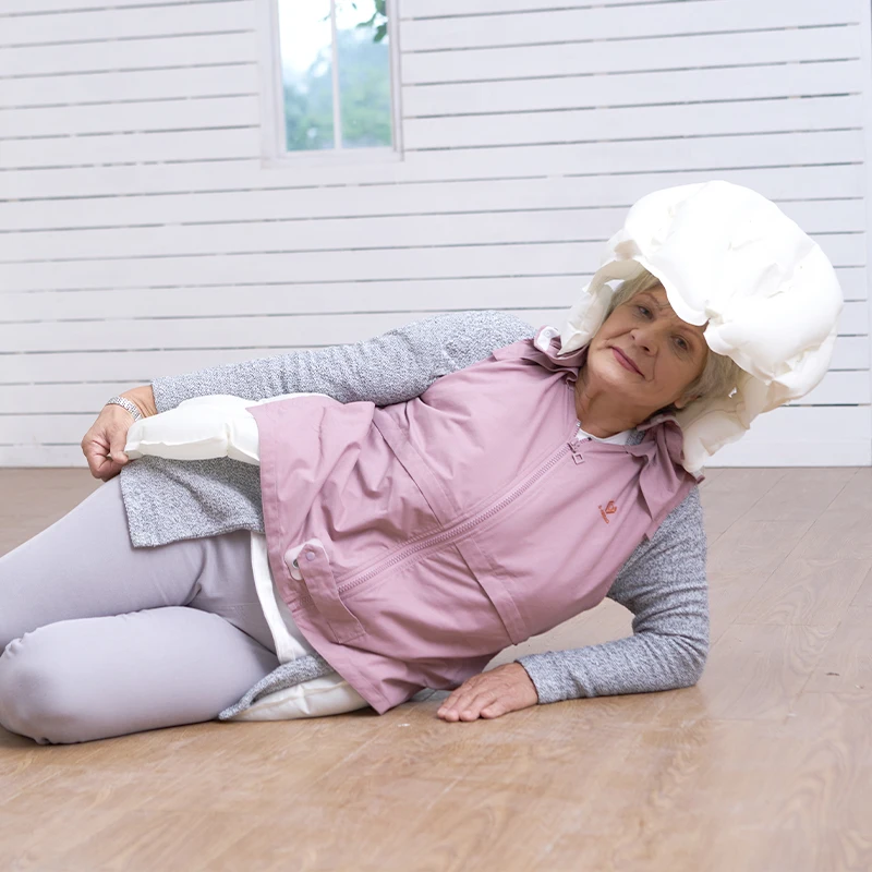 Защитный жилет для пожилых людей с защитой от падения