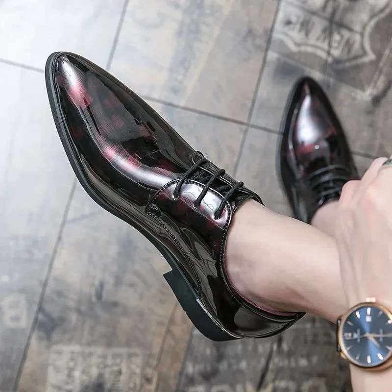 

Men's Pointed Small Leather Shoes Korean Version Trend Patent Leather Bright Face Increased Suit Fashion Casual Men's Shoes