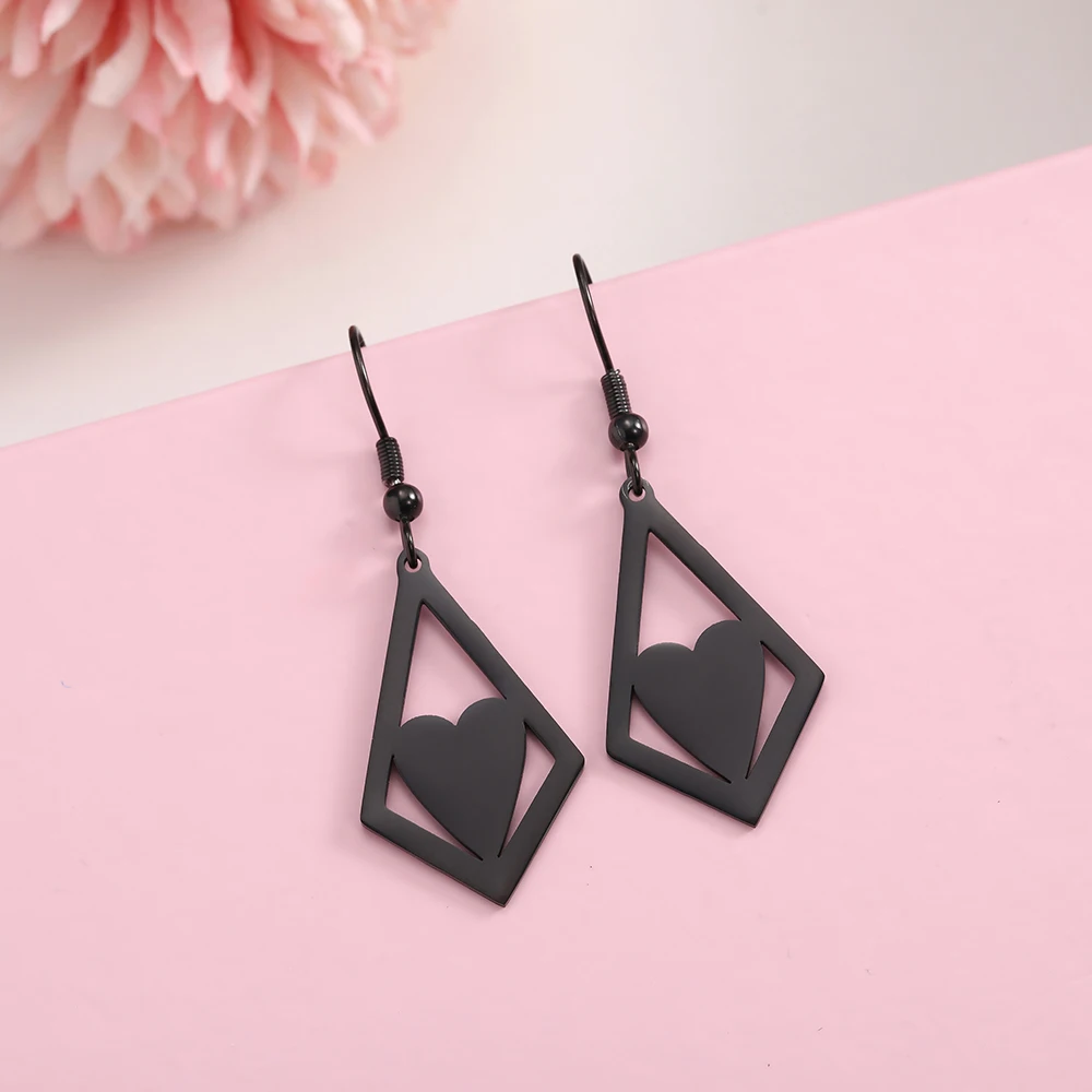 

Лидер продаж, модные милые серьги в форме сердца, модные ювелирные изделия, черные и золотые серьги-капли в форме сердца для женщин, корейски...
