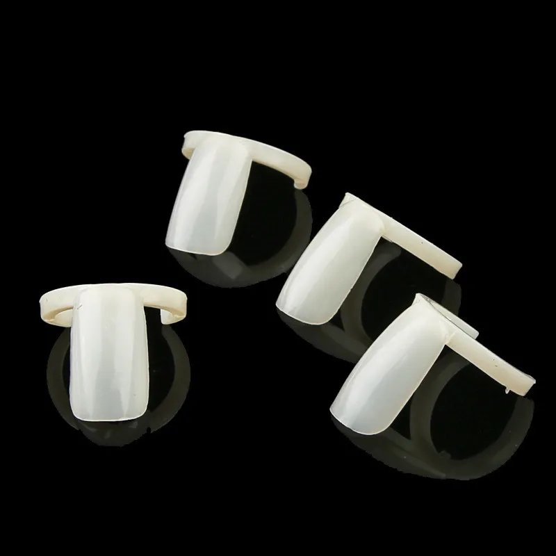 Набор из 50 карточек для демонстрации маникюрных дизайнов с кольцами, бутылочками геля и липкими наклейками для практики и показа полных ложных ногтей разных цветов и стилей.