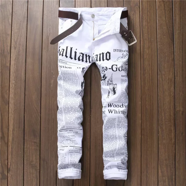 

2023New Hip Hop Printing White Denim Pant Men Slim Fit Stretch Pant Newspaper Print Pants Men Casual Printed Trousers for Male