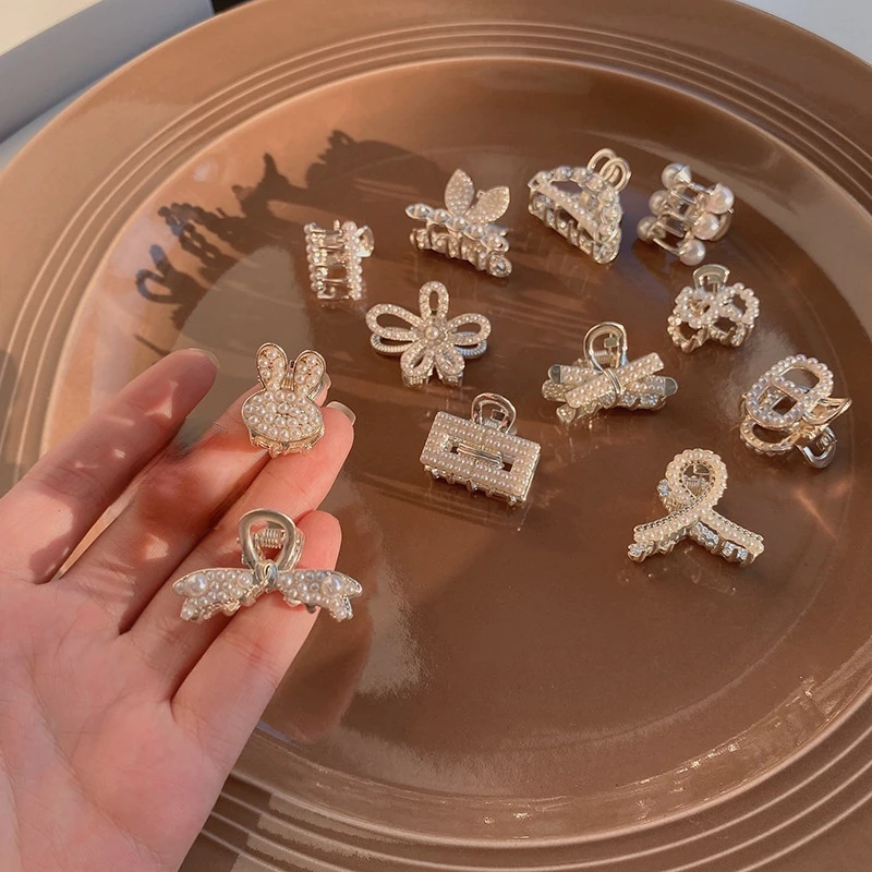 

2022 New Fashion Pearl Clip South Korea Sweet Temperament Small Metal Hairpin Simple Love Bow Small Hair Ornament Women