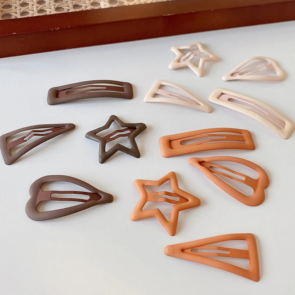 

3pcs Frosted Simplicity Hairpins for Girls Star Oval Triangle Square Hair Clips for Kids Snap Hair Clips Hairpins Click Clack