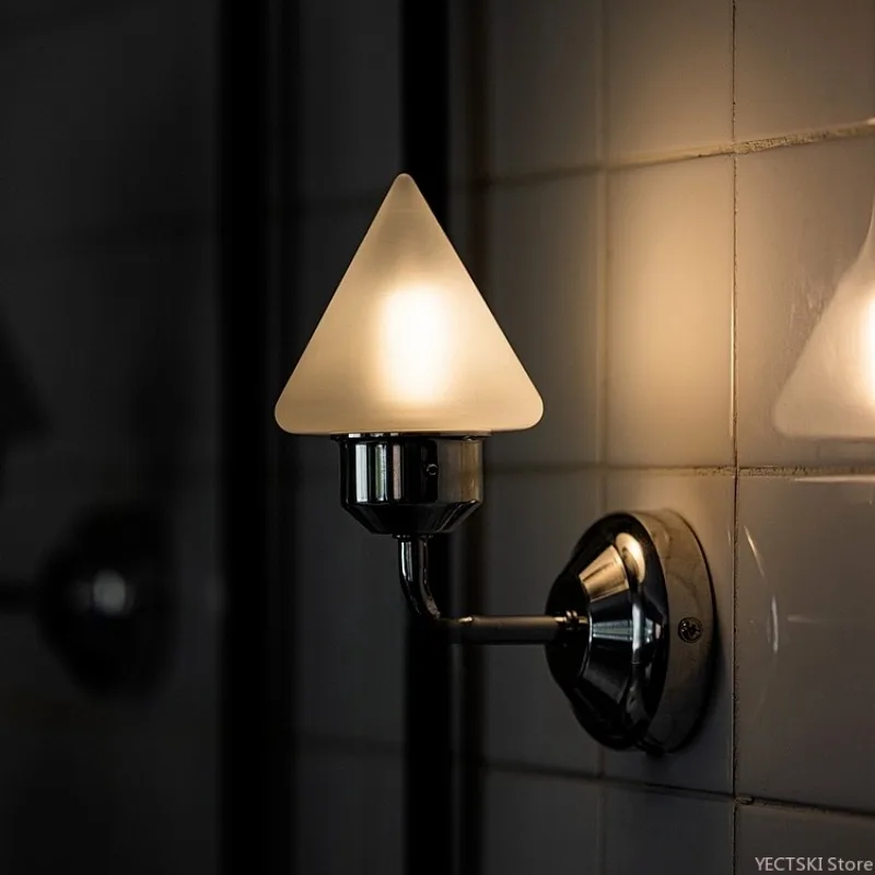 Ретро алюминиевая стеклянная настенная лампа Минималистичная в японском стиле