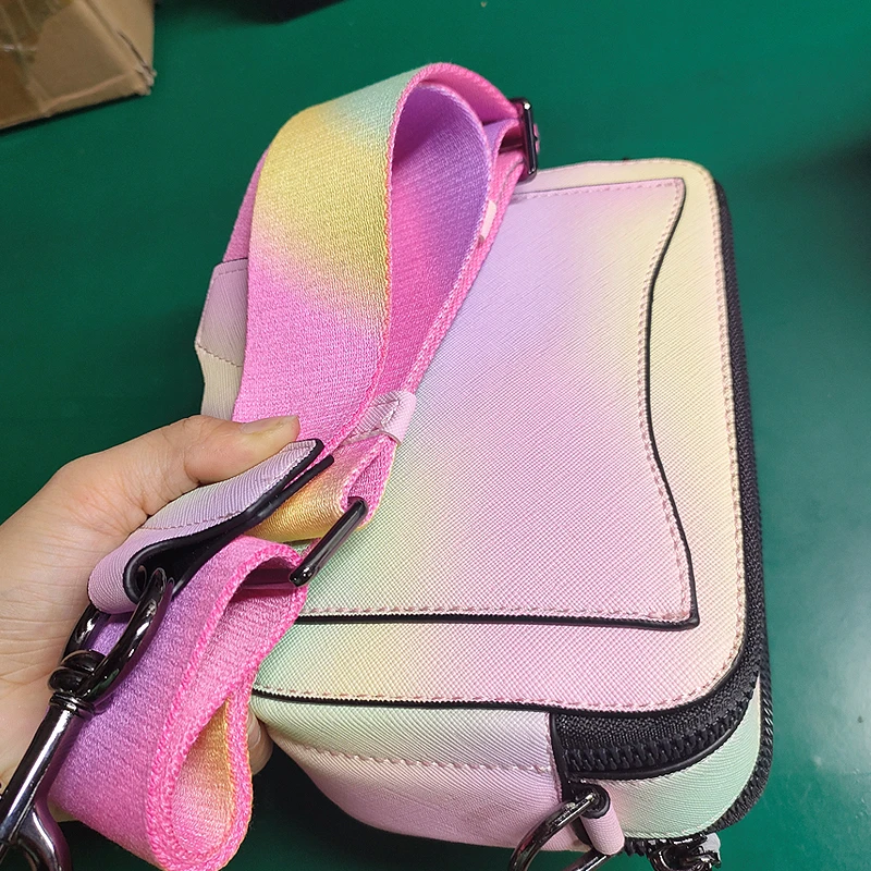 

High quality ladies wide shoulder strap bags