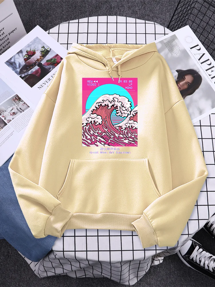 

Vaporwave Aesthetic Great Wave Off Kanagawa Retro Print Woman Hoodie Harajuku Street Fashion Tops Creativity Casual Women Hooded
