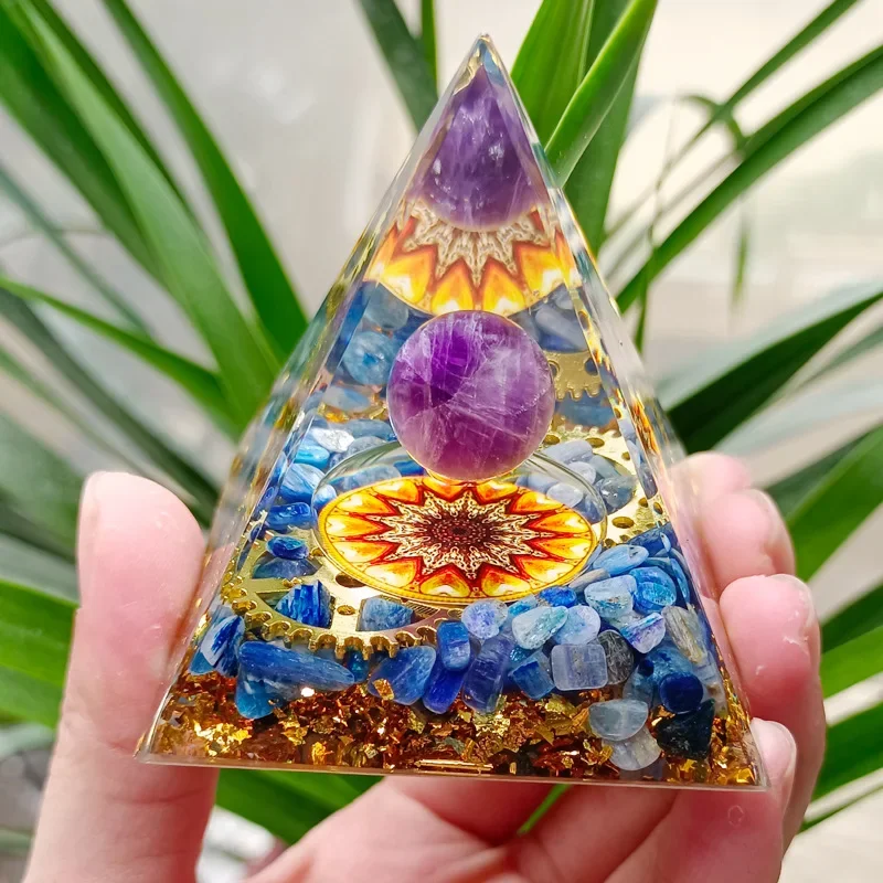 

Новые полудрагоценные украшения в виде пирамиды с минималистичным дизайном, автомобильные поделки из дробленого камня