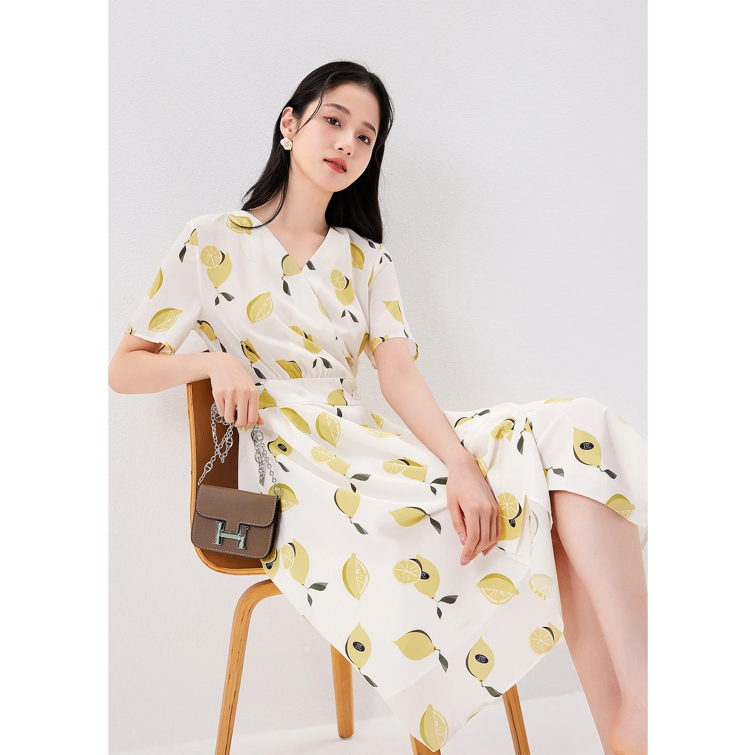 

SHUCHAN Lemon Print Natural Silk Summer Dress Women A-LINE Knee-Length V-Neck Single Breasted Vestidos De Mujer