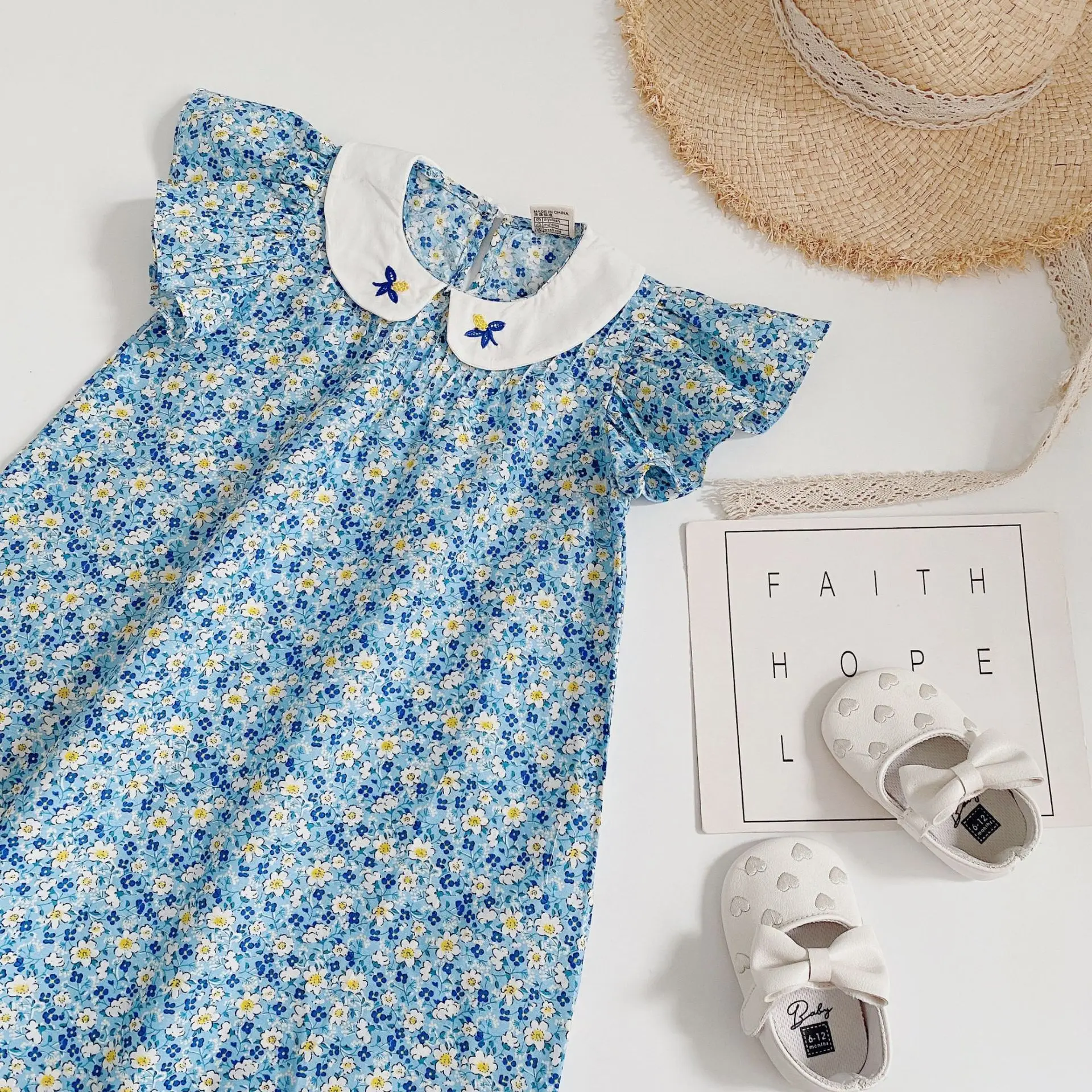 

Детские платья для девочек с цветочным принтом 2023 летняя Корейская версия с кукольным воротником милые и милые хлопковые повседневные плат...