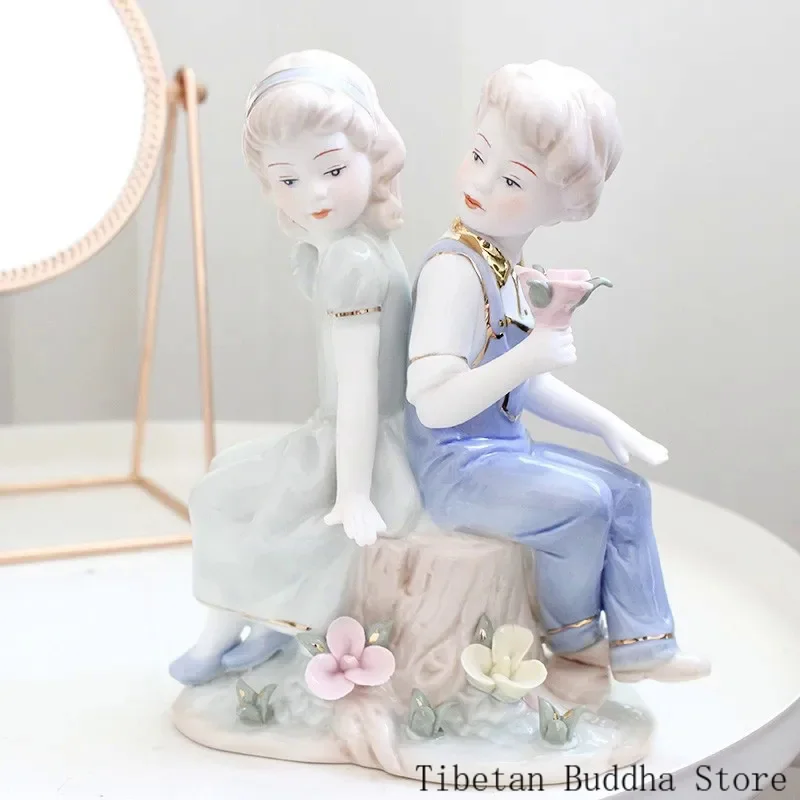 

Girl and Boy Sculpture Home Decor Porcelain Couples Figurine Character Statue Ceramics Craft Living Room Decoration Modern Art