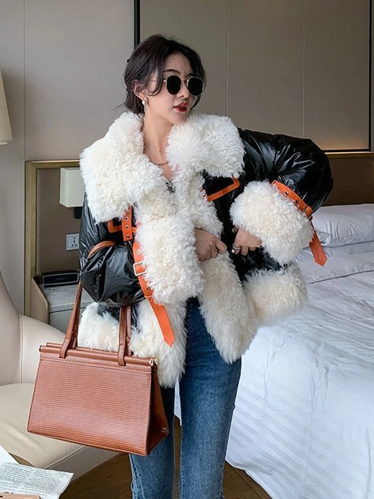 

KBAT Winter Waterproof Coat Women White Duck Down Parka Patchwork Lambswool Coat Loose Windproof Outerwear Warm Down Jacket