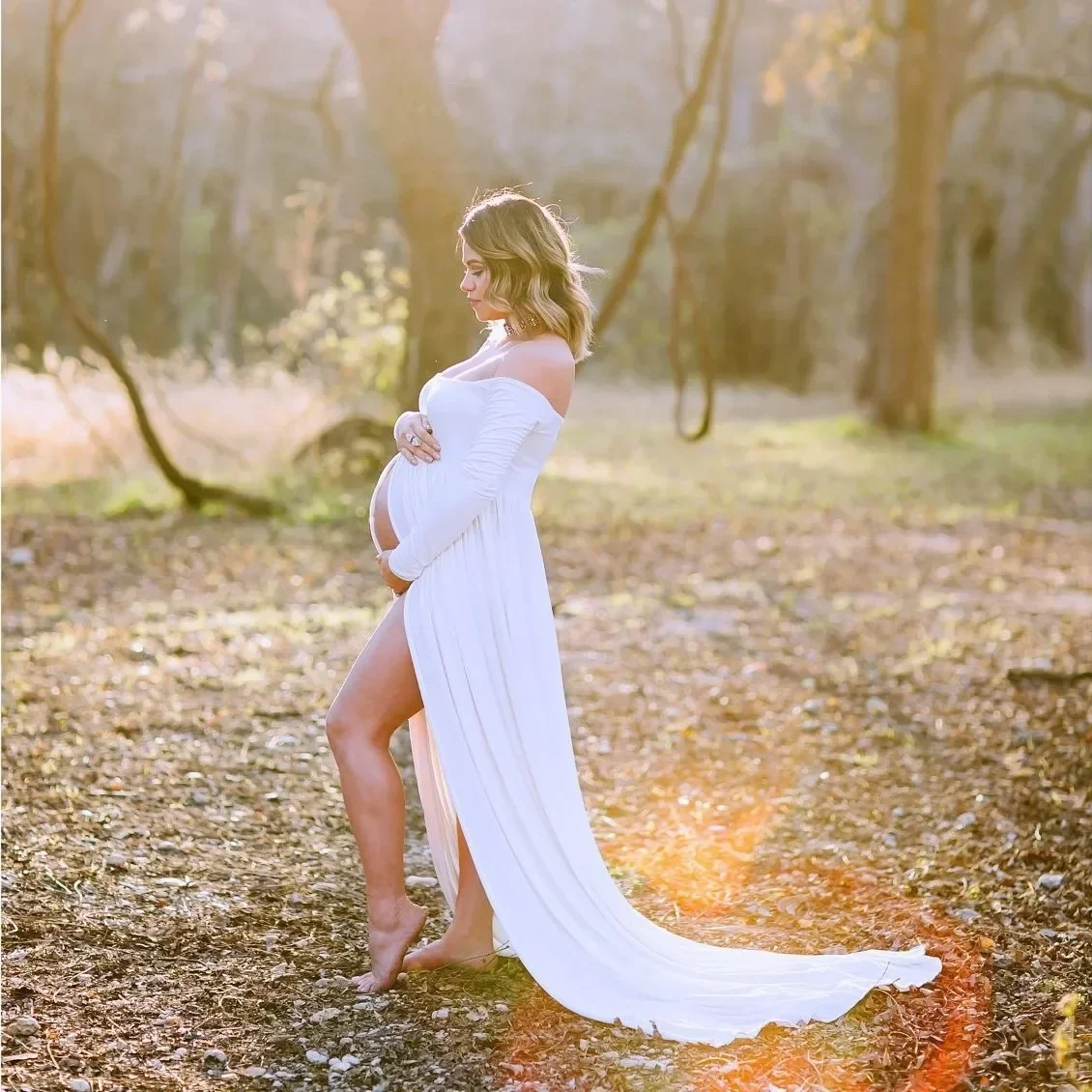 Платье для беременных с открытыми плечами длинным рукавом и разрезом спереди