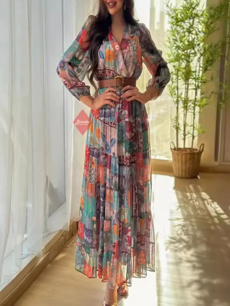 Женское шифоновое платье с V-образным вырезом трапециевидного силуэта