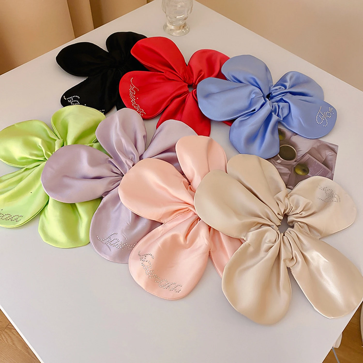 

Oversize Satin Flower Shape Scrunchies Ponytail Hair Rope for Women Elastic Hair Bands Rubber Gum Band Hair Accessories
