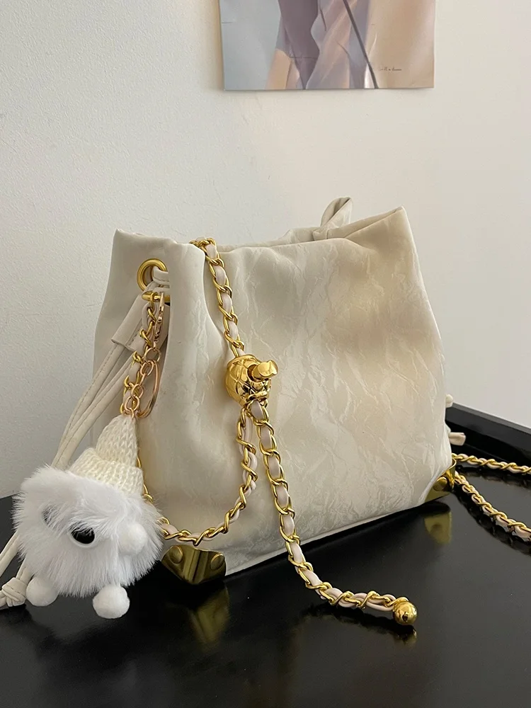 Необычная женская сумка 2024 Новое поступление осенне-зимняя модная сумка-ведро с