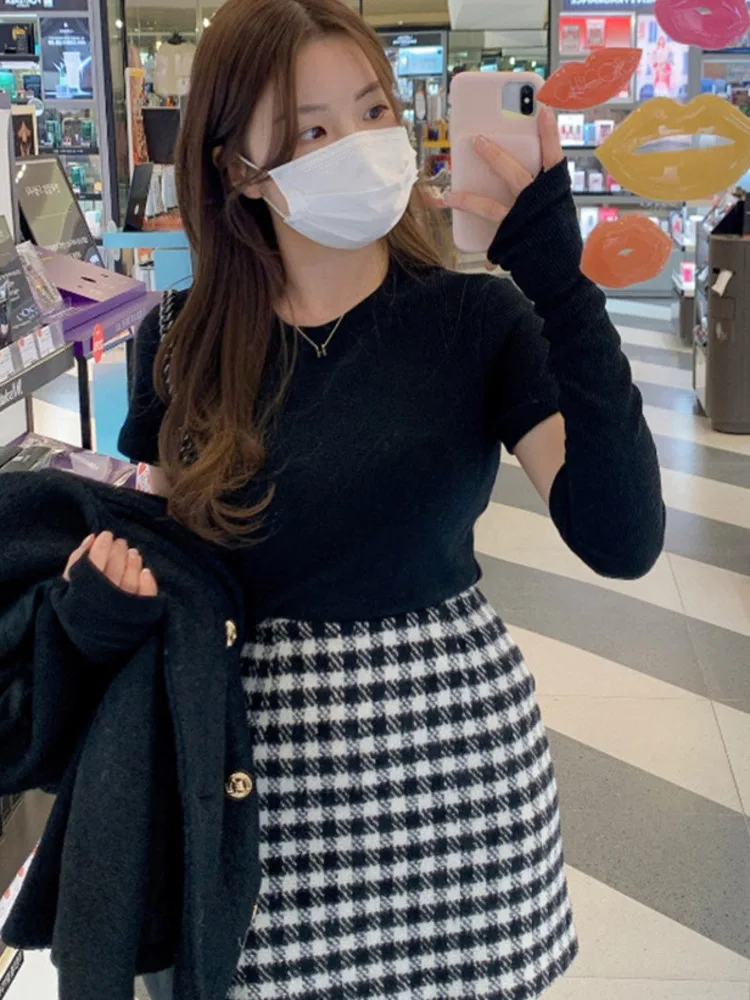 

TVVOVVIN, новинка 2022, Корейская женская тонкая Сексуальная футболка с круглым вырезом, облегающие короткие футболки, милая модная женская футбо...