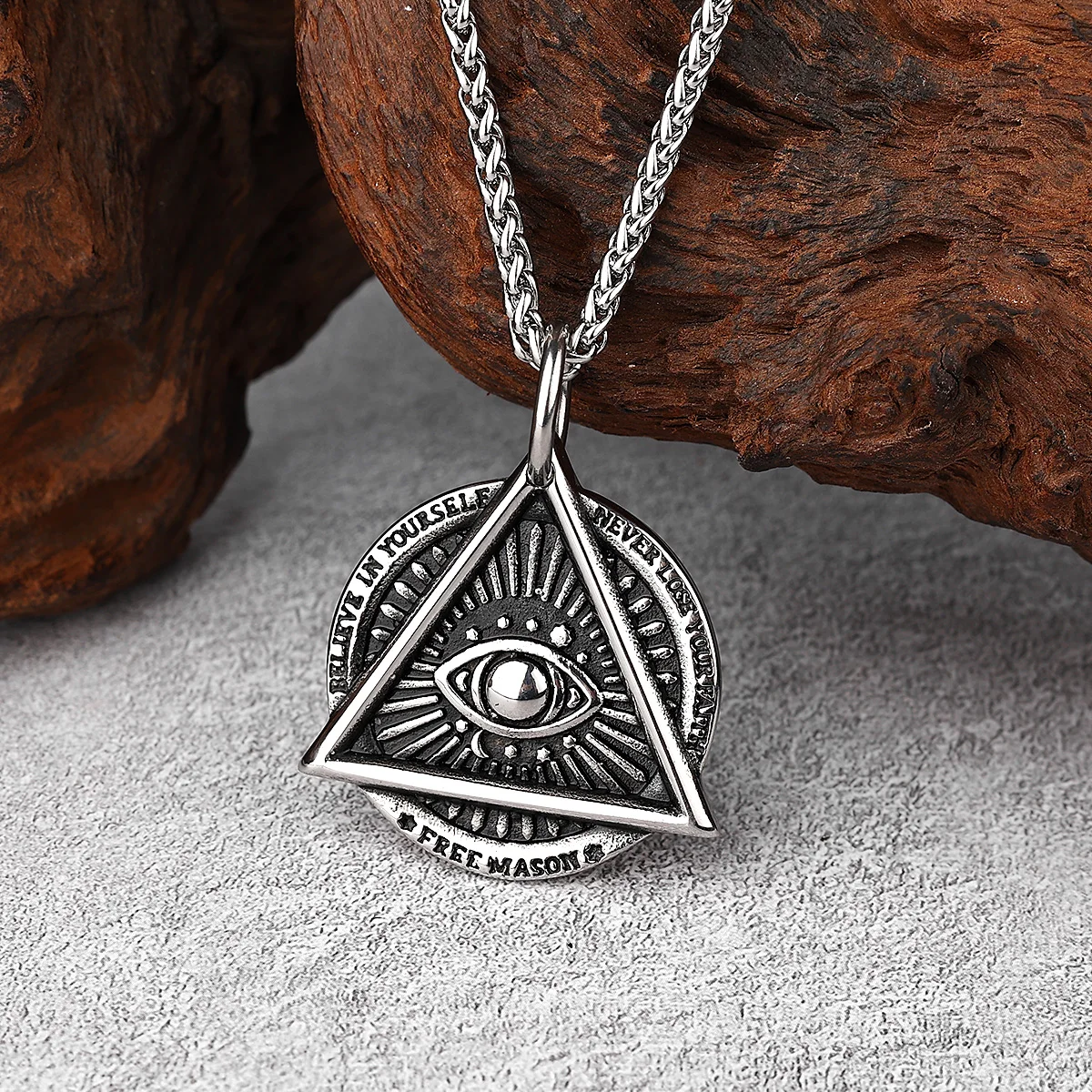 

Stainless Steel Men's Necklace Pendant Fashion Retro Triangle Eyes Devil's Eye Luxury Punk Fashion Jewelry Set Gift Wholesale